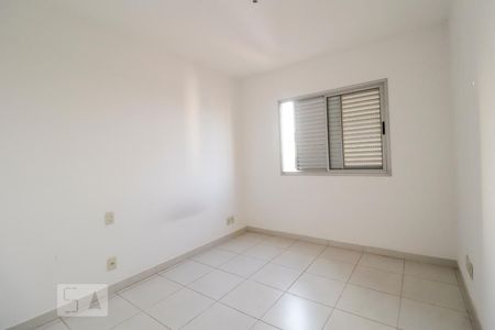 Suíte de apartamento para alugar com 2 quartos, 62m² em Vila Jaraguá, Goiânia