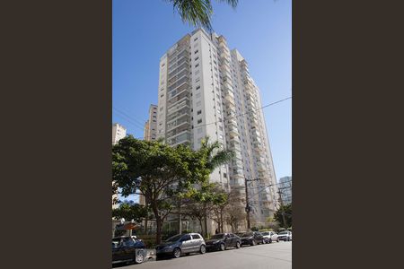 Apartamento para alugar com 68m², 2 quartos e 1 vagaFachada