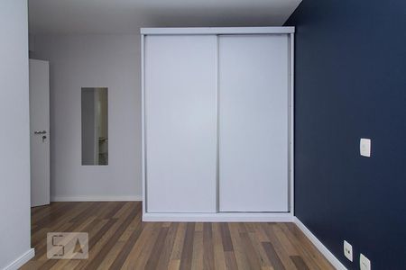 Apartamento para alugar com 68m², 2 quartos e 1 vagaQuarto Suíte - Armários