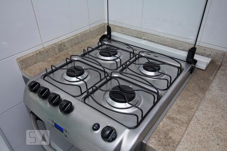 Apartamento para alugar com 68m², 2 quartos e 1 vagaDetalhe cozinha