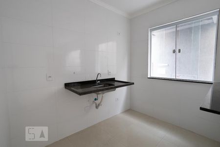 Cozinha de apartamento para alugar com 2 quartos, 47m² em Vila Invernada, São Paulo
