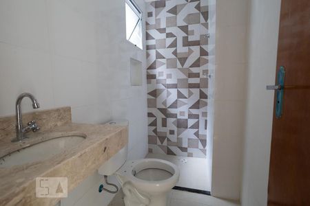 Banheiro de apartamento para alugar com 2 quartos, 47m² em Vila Invernada, São Paulo