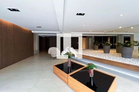 Apartamento para alugar com 81m², 2 quartos e 2 vagasHall social