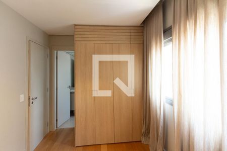 Apartamento para alugar com 81m², 2 quartos e 2 vagasSuíte 1