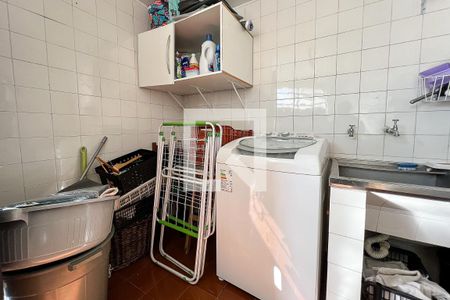 Casa à venda com 230m², 3 quartos e 3 vagasÁrea de Serviço