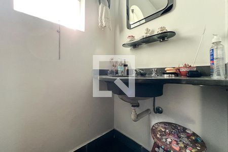 Casa à venda com 230m², 3 quartos e 3 vagasLavabo