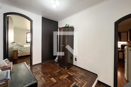 Casa à venda com 230m², 3 quartos e 3 vagasHall