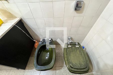 Casa à venda com 230m², 3 quartos e 3 vagasBanheiro do Quarto 2