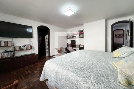 Casa à venda com 230m², 3 quartos e 3 vagasQuarto 3- Suíte