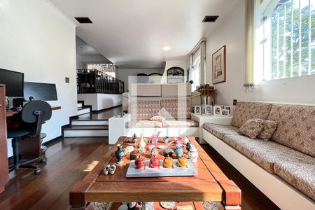 Sala 1 de casa à venda com 3 quartos, 230m² em Alto de Pinheiros, São Paulo