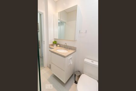 Casa de condomínio para alugar com 96m², 2 quartos e 2 vagasBanheiro da Suíte
