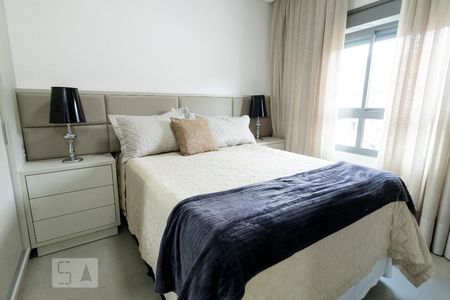 Suíte de casa de condomínio para alugar com 2 quartos, 96m² em Monte Verde, Florianópolis