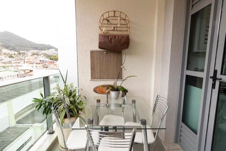 Varanda da Sala de casa de condomínio para alugar com 2 quartos, 96m² em Monte Verde, Florianópolis