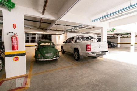 Casa de condomínio para alugar com 96m², 2 quartos e 2 vagasGaragens