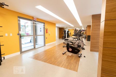 Casa de condomínio para alugar com 96m², 2 quartos e 2 vagasÁrea comum - Academia