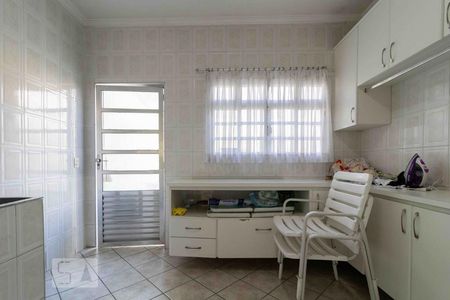 Casa à venda com 382m², 3 quartos e 10 vagas Casa à venda com 382m², 3 quartos e 10 vagasÁrea de Serviço