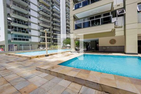 Apartamento à venda com 65m², 1 quarto e 1 vagaÁrea Comum Piscina