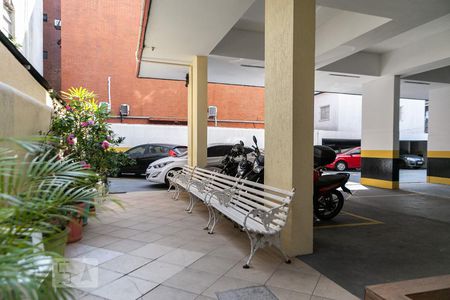 Apartamento para alugar com 40m², 1 quarto e 1 vaga Apartamento para alugar com 40m², 1 quarto e 1 vagaEntrada