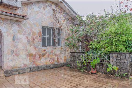 Casa à venda com 180m², 3 quartos e 2 vagasFachada