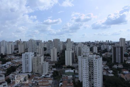 Apartamento à venda com 70m², 2 quartos e 1 vaga Apartamento à venda com 70m², 2 quartos e 1 vagaVista da Piscina
