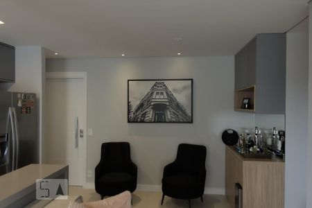 Apartamento à venda com 70m², 2 quartos e 1 vaga Apartamento à venda com 70m², 2 quartos e 1 vagaSala
