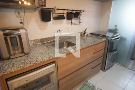 Pia de apartamento à venda com 3 quartos, 72m² em Jardim Parque Morumbi, São Paulo