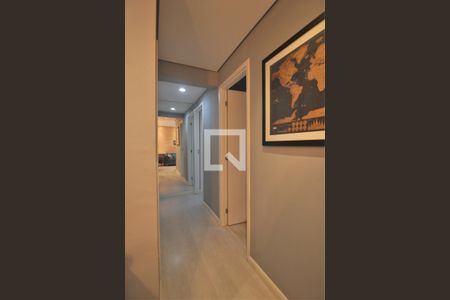 Corredor de apartamento à venda com 3 quartos, 72m² em Jardim Parque Morumbi, São Paulo