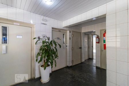 Apartamento à venda com 40m², 1 quarto e 1 vaga Apartamento à venda com 40m², 1 quarto e 1 vagaHall dos Elevadores