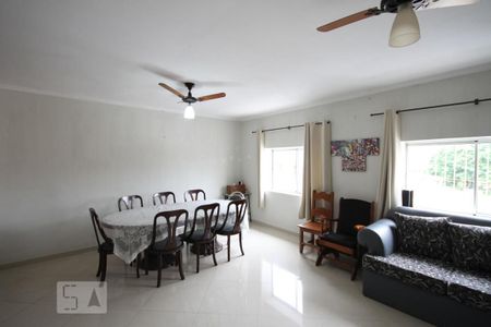 Casa à venda com 150m², 4 quartos e 1 vagaSala Piso Superior