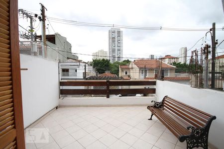 Varanda de casa à venda com 4 quartos, 150m² em Vila Monumento, São Paulo