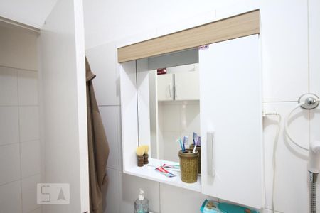 Banheiro de casa à venda com 4 quartos, 150m² em Vila Monumento, São Paulo