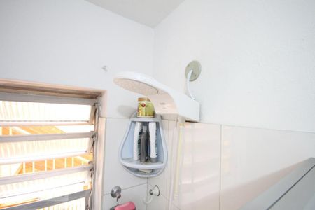 Casa à venda com 150m², 4 quartos e 1 vagaBanheiro