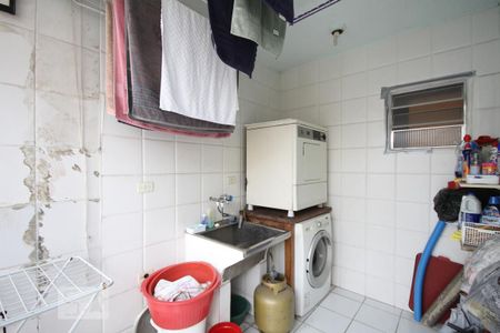Casa à venda com 150m², 4 quartos e 1 vagaLavanderia Piso Superior