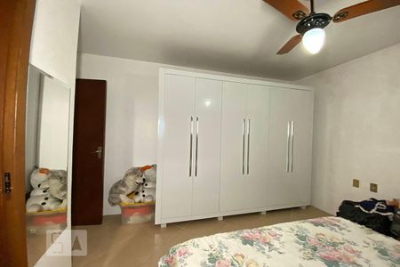 Casa à venda com 106m², 2 quartos e 3 vagasQuarto 2