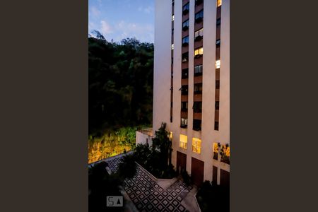 Apartamento à venda com 58m², 2 quartos e sem vagaVista