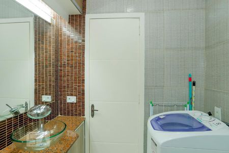 Apartamento à venda com 58m², 2 quartos e sem vagaBanheiro