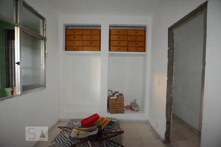 Quarto 1 de casa para alugar com 2 quartos, 110m² em Braz de Pina, Rio de Janeiro