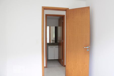 Quarto 1 de apartamento à venda com 2 quartos, 60m² em Cantagalo, Niterói
