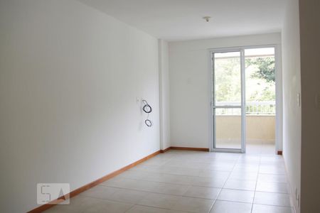 Sala de apartamento à venda com 2 quartos, 60m² em Cantagalo, Niterói