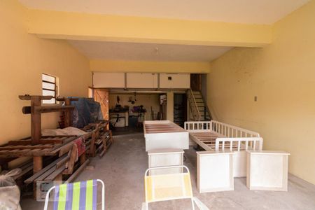 Casa à venda com 188m², 2 quartos e 5 vagasGaragem