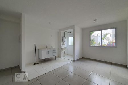 Sala de apartamento para alugar com 2 quartos, 45m² em Cambuci, São Paulo