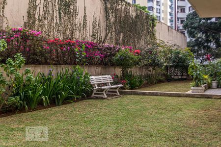 Apartamento à venda com 72m², 2 quartos e 1 vagaÁrea comum