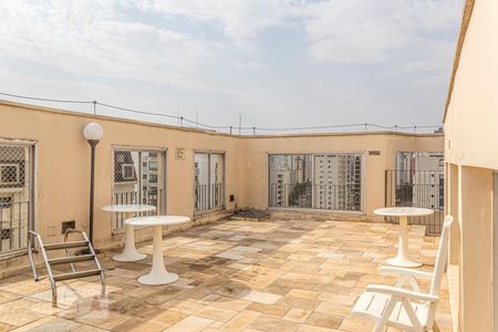 Apartamento à venda com 72m², 2 quartos e 1 vagaÁrea comum - Piscina