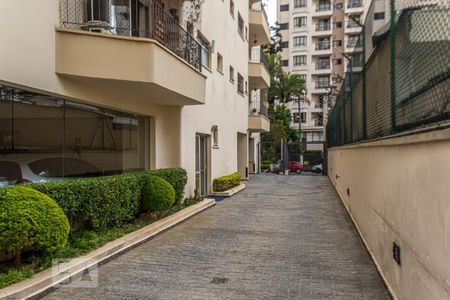 Apartamento à venda com 72m², 2 quartos e 1 vagaÁrea comum