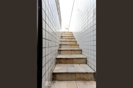 Casa à venda com 236m², 4 quartos e 4 vagasEscadas Piscina