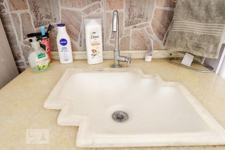 Casa à venda com 236m², 4 quartos e 4 vagasBanheiro da Suíte 1