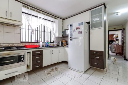 Casa à venda com 236m², 4 quartos e 4 vagasCozinha
