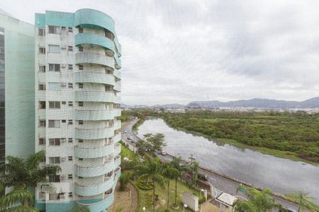 Vista de apartamento à venda com 2 quartos, 77m² em Jacarepaguá, Rio de Janeiro