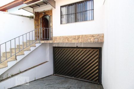 Casa para alugar com 206m², 4 quartos e 5 vagasRampa garagem