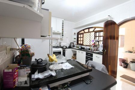 Casa para alugar com 206m², 4 quartos e 5 vagasCozinha